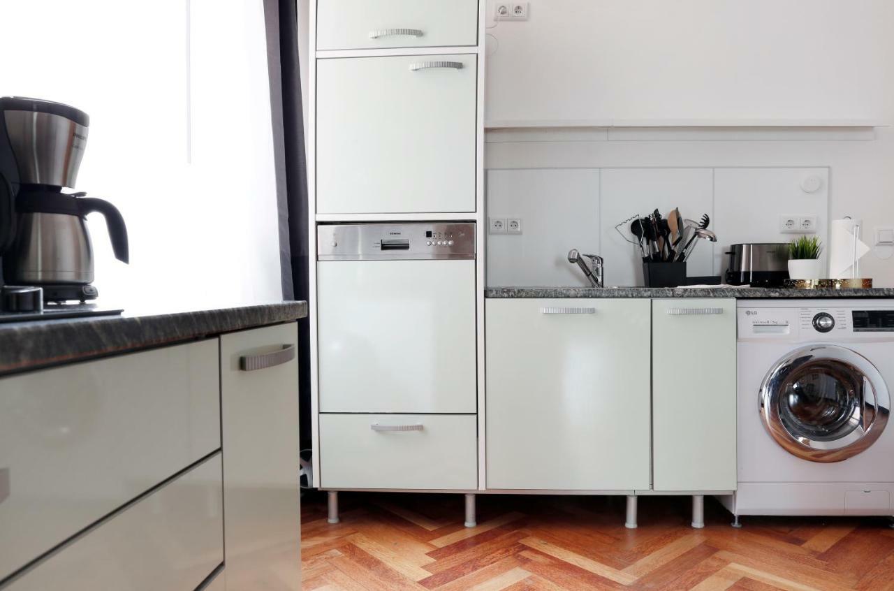 Katz By Rockchair Apartments L Superhost Status L 3 Bedrooms Boxspringbeds 2 Bathrooms In City Center - Cozy Family & Business Flair Welcomes You! Berlin Dış mekan fotoğraf